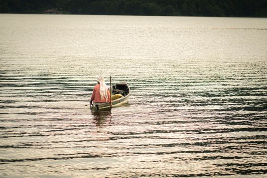 Man Drowns After Canoe Capsizes on Upper Rideau Lake Near Smiths Falls