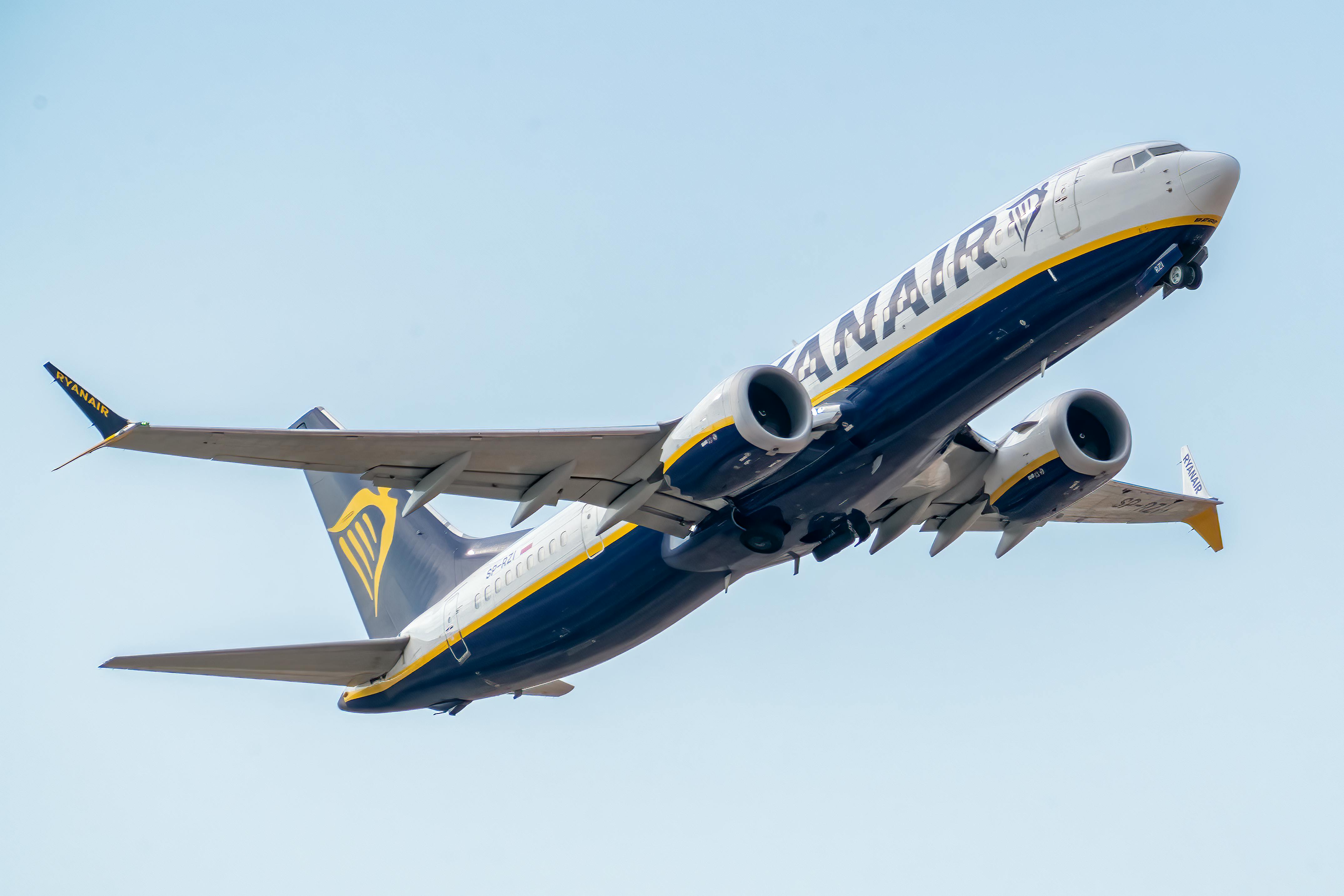 Spirit Airlines shutdown sends ripple effects across South Florida and budget travel market — Photo by Rafael Minguet Delgado