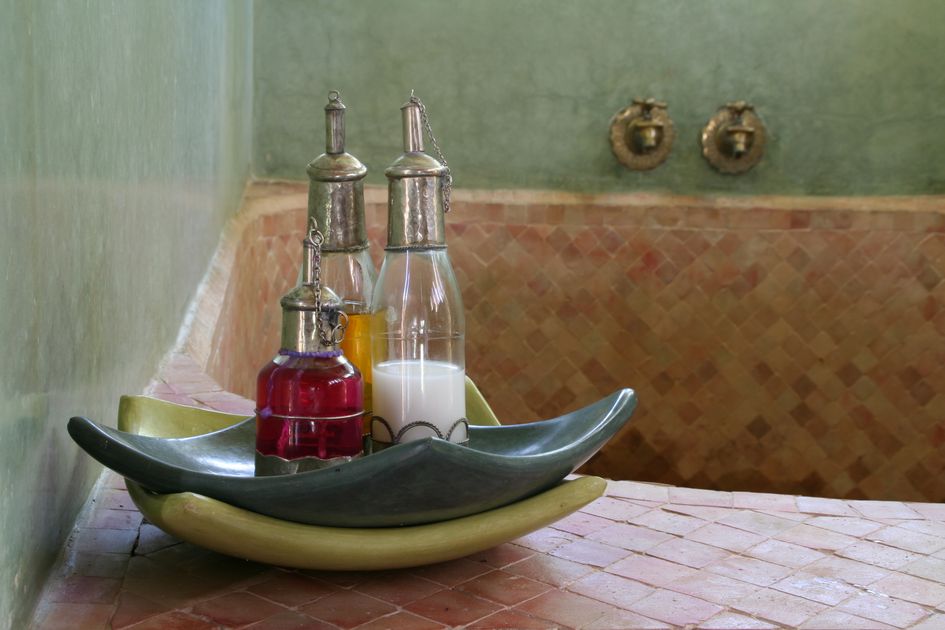 Salle de hammam traditionnel à Marrakech