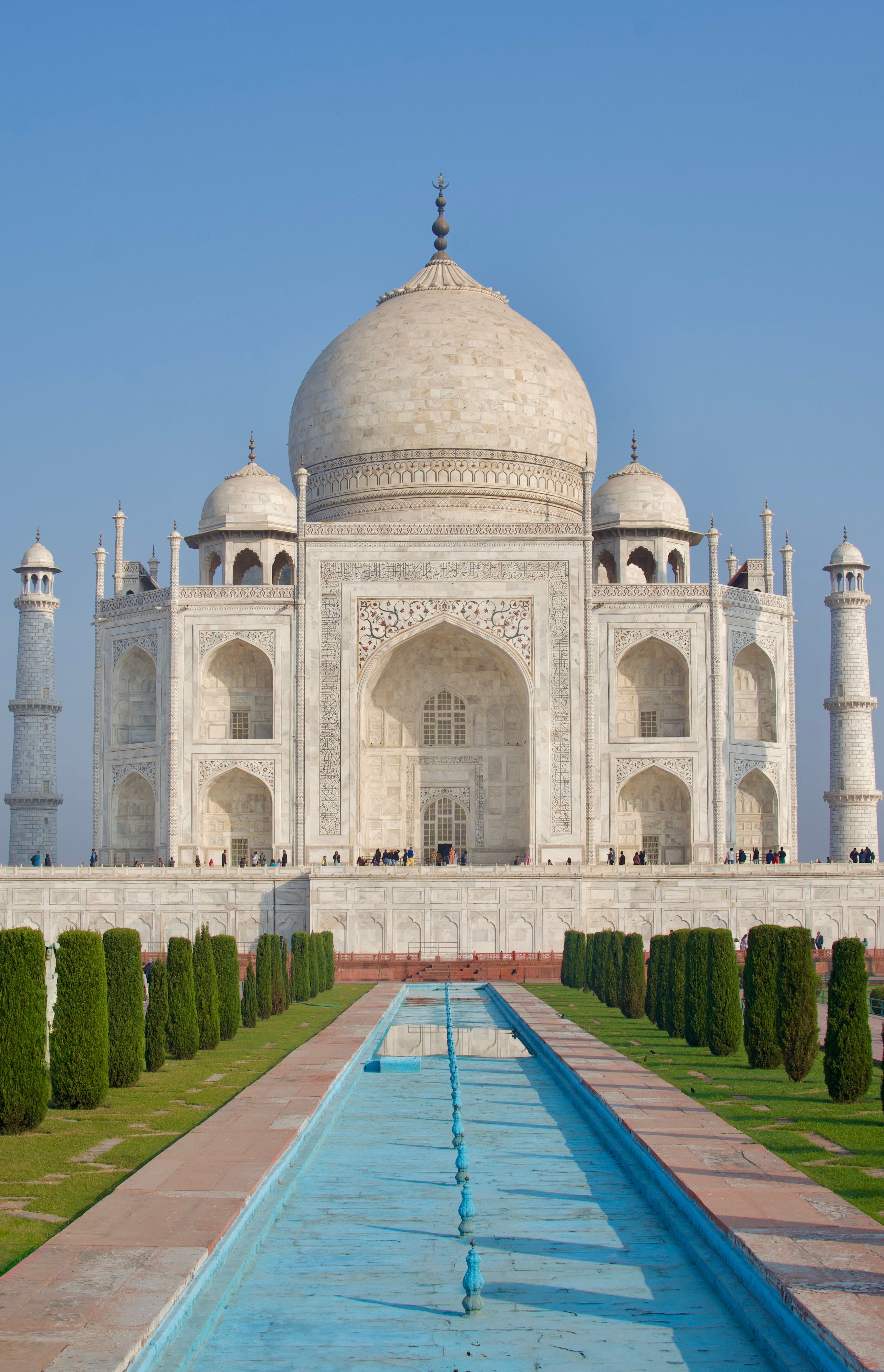 Taj Mahal at Daytime Under Clear Blue Sky · Free Stock Photo