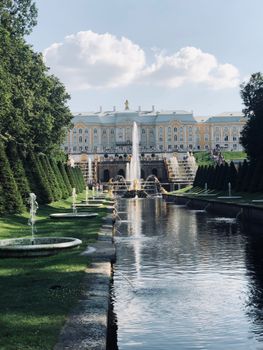 Peterhof: O Impressionante Palácio Russo - imagem 1