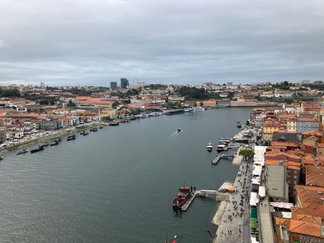 Livraria Lello private early access — Porto