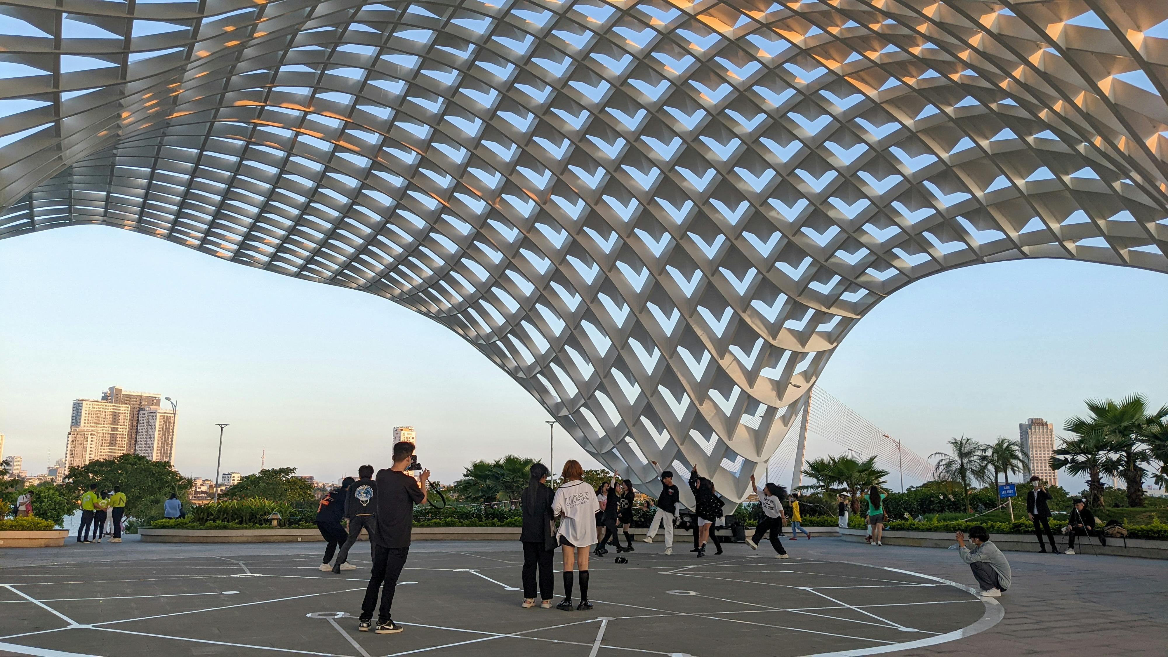 Trung tâm nghiên cứu văn học, phát triển nhà văn Việt Nam