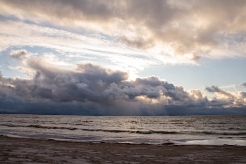 Foto profissional grátis de ao ar livre, beira-mar, céu