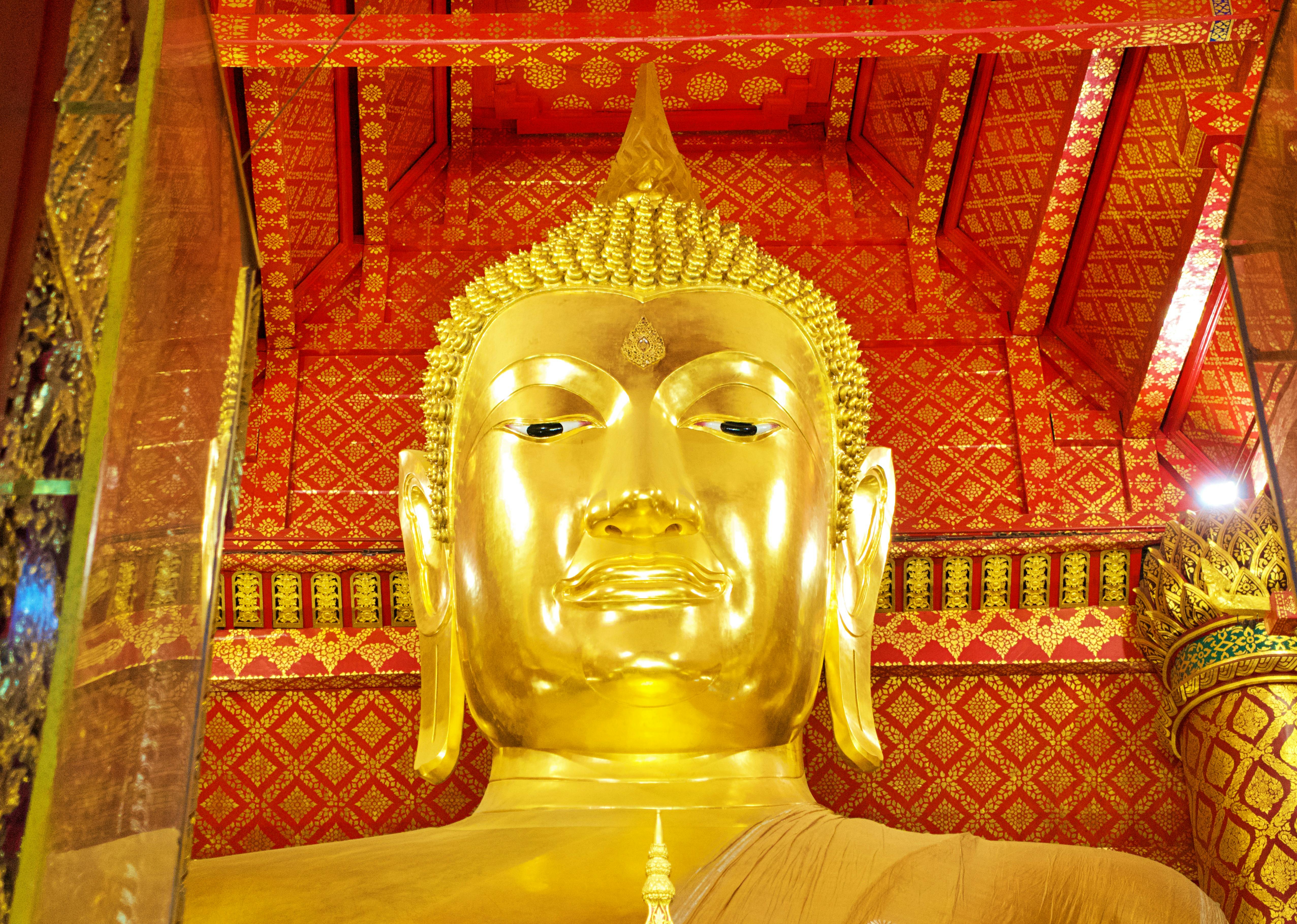 Phra Buddha Dhammacakra