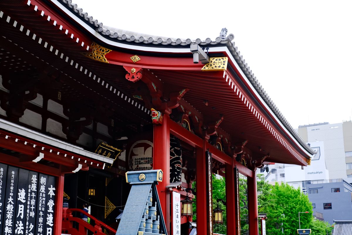 Senso-ji Temple in Asakusa, Tokyo private tour