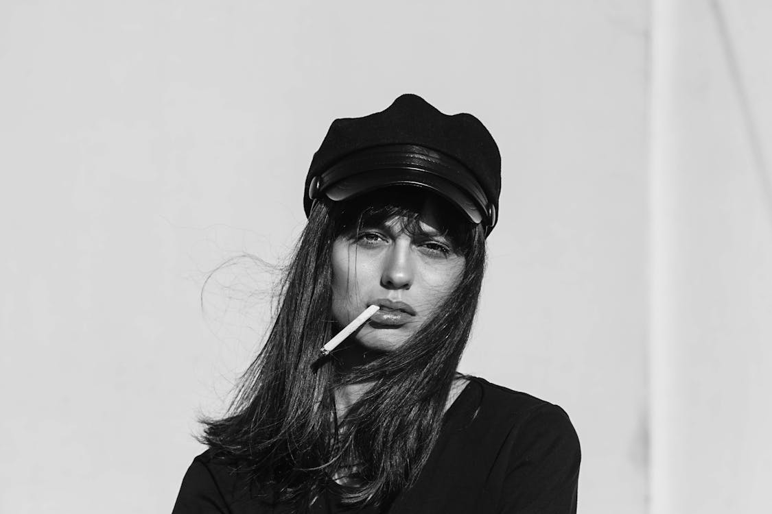 Foto d'estoc gratuïta de ansietat, ansiós, barret negre
