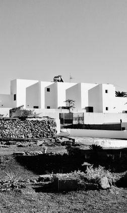 edificio residencial de viviendas