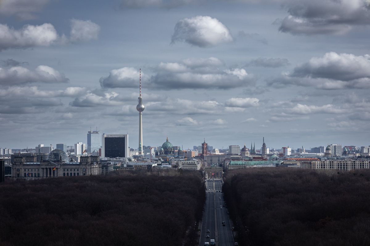 Berlin — History and techno share the same block. (6)