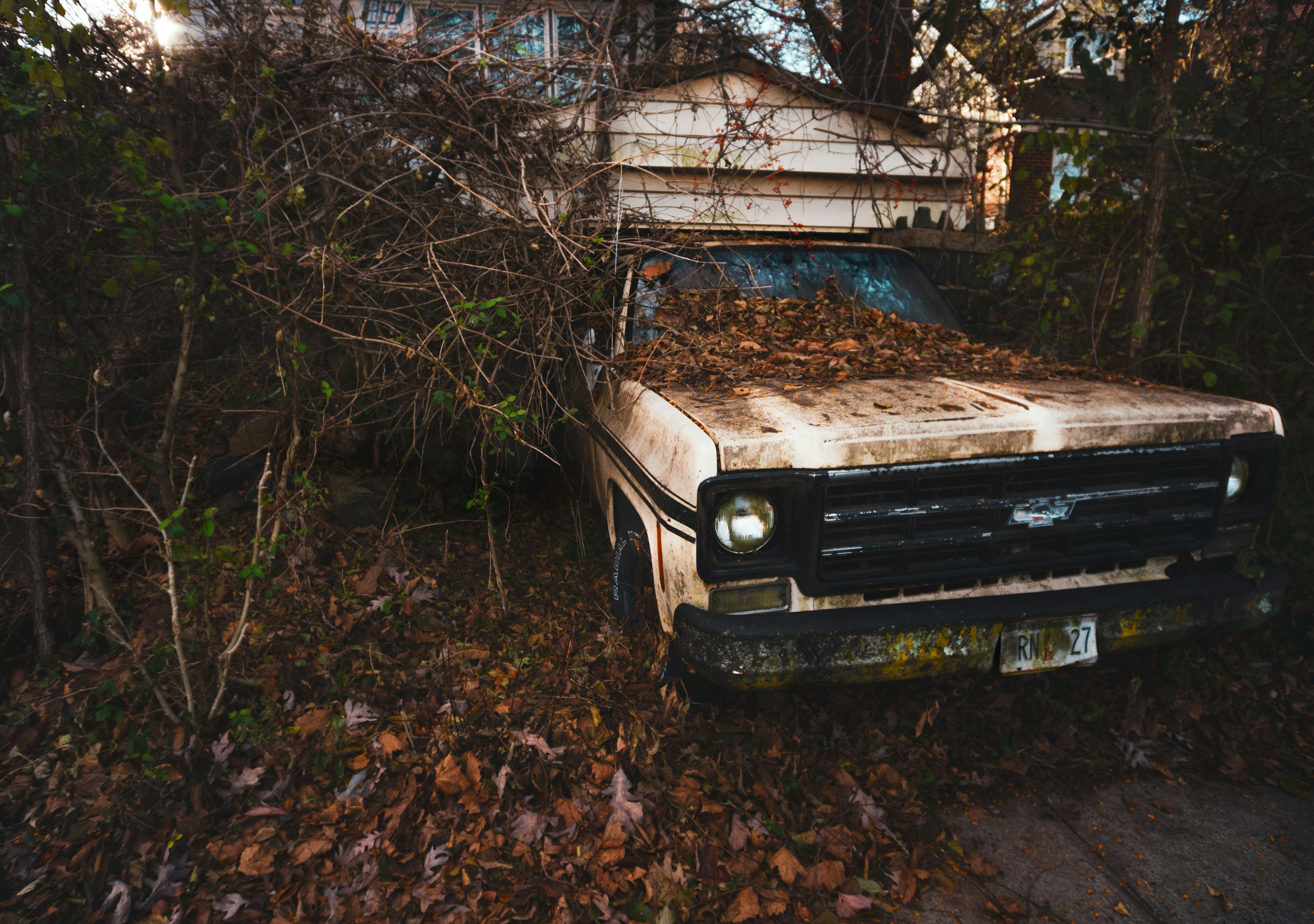 Photo Of An Abandoned Car · Free Stock Photo