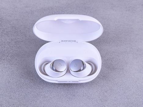 soundcore by Anker P20i True Wireless Earbuds, 10mm Drivers with Big Bass, Bluetooth 5.3, 30H Long Playtime, IPX5 Water-Resistant, 2 Mics for AI Clear Calls, 22 Preset EQs, Customization via App