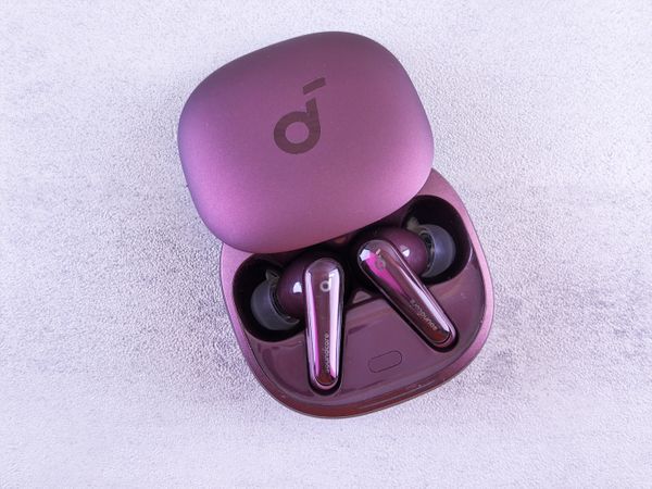 Budget-Friendly Noise-Canceling Earbuds 2026 – Clear Sound Without Overspending
