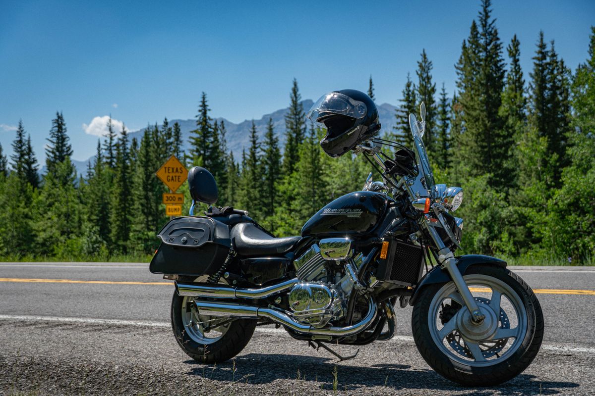 honda vfc 750 fiche technique - Performances et comportement sur route