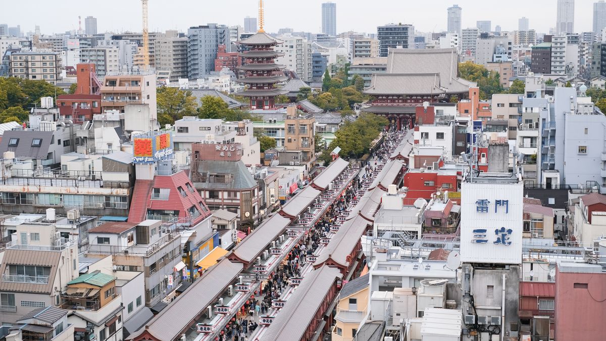 浅草寺へ続く参道の通り(イメージ)