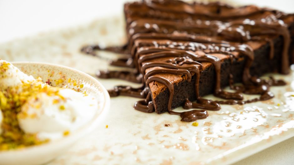 Chocolate brownie with ice cream