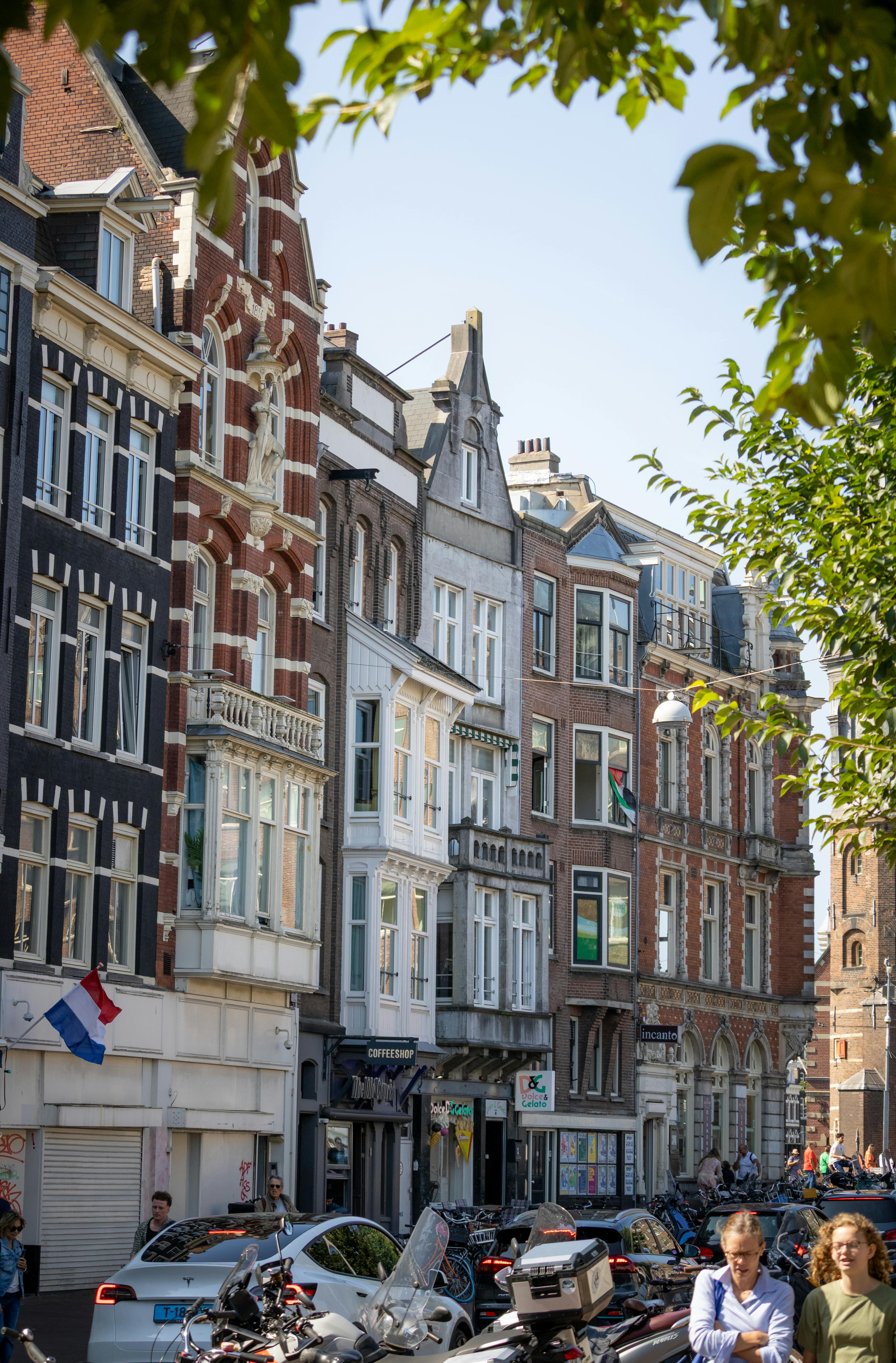 Optimizing Distribution: Netherlands’ Access to Europe-Wide Logistics