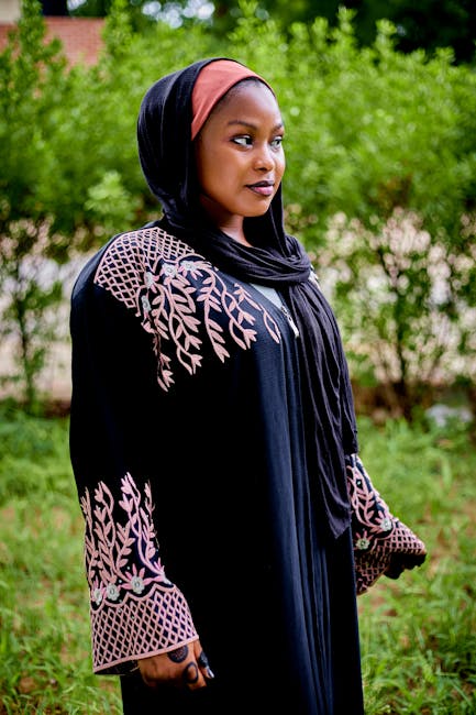 More Than Just Looking: Engaging with Islamic Culture More Than Just Looking: Engaging with Islamic Culture