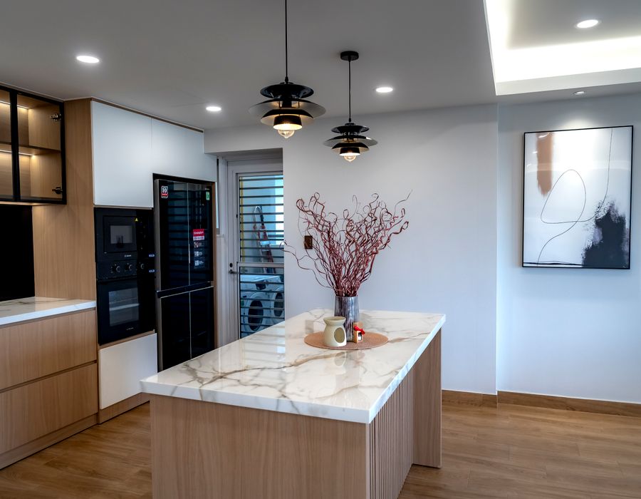 Pendant Lighting Over Kitchen Islands in Orange County
