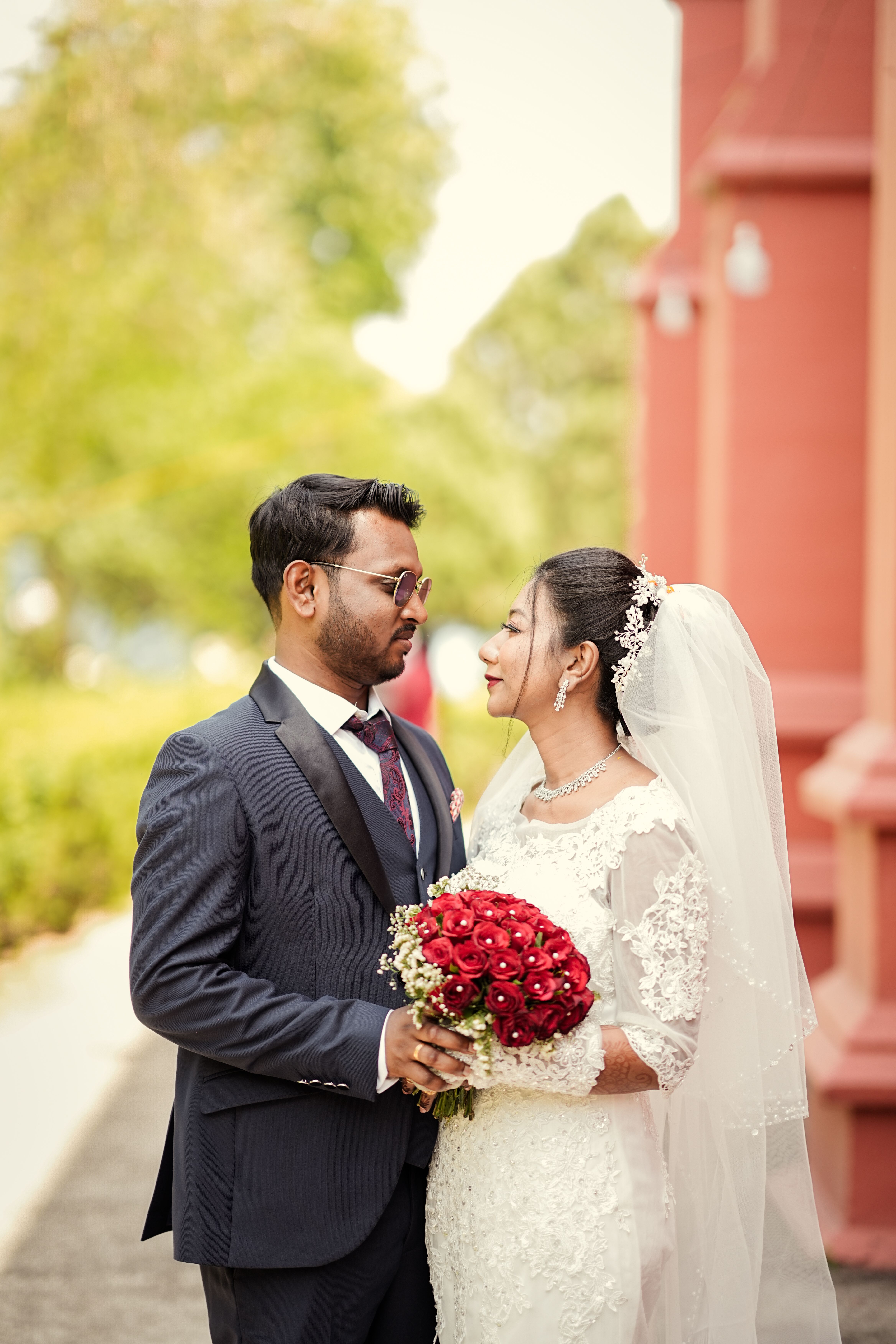 Christian Wedding Dress For Men Pin By Minz On Kerala Christian Wedding And  Function Couple Wedding