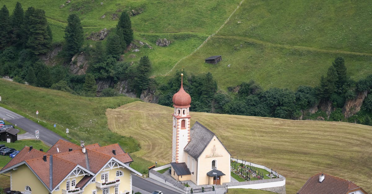 川普逼UCLA付300億和解金 加州長痛批政治勒索