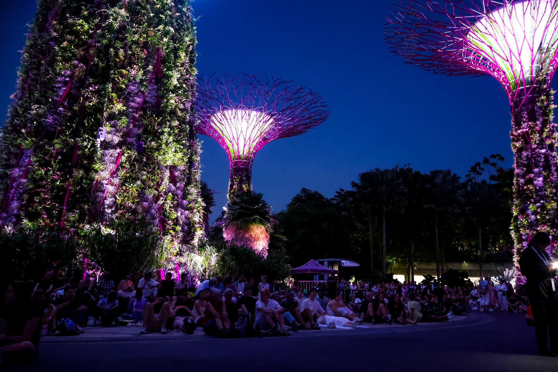 Singapur kündigt Paket von umgerechnet bis zu 283.600 R$ pro Kind an, um den Geburtenrückgang einzudämmen