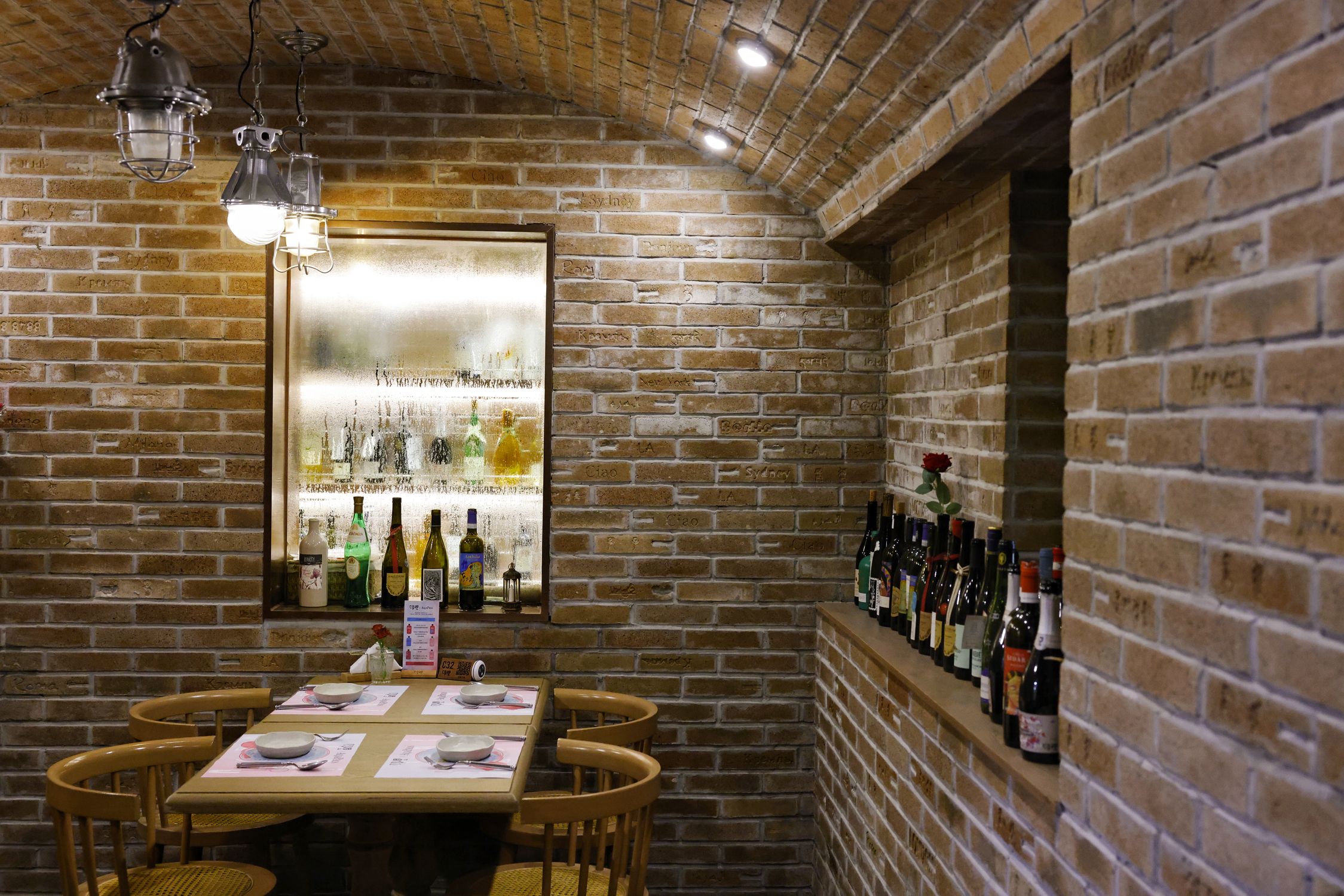 Cozy Wine Cellar Dining Room Interior · Free Stock Photo