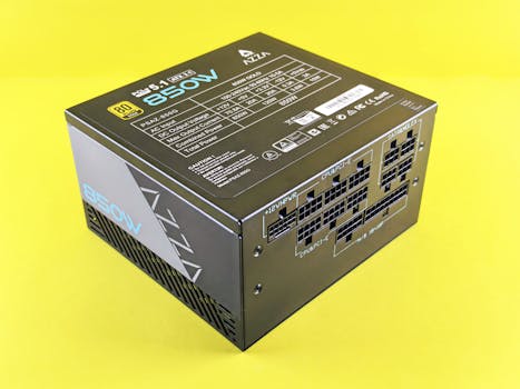 Ilustrasi PSU Premium 2025 untuk Workstation dengan Kebutuhan Daya Stabil dan Efisiensi Tinggi dalam artikel teknologi