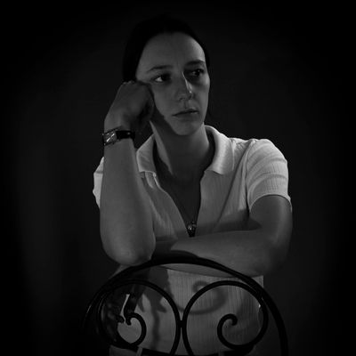 Black and white portrait of a woman — photo by Gilles QUERTIER on Pexels