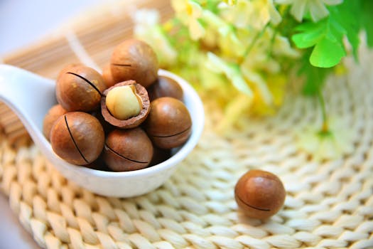 macadamia-nuts-nut-protein.jpg?auto=compress&cs=tinysrgb&h=350