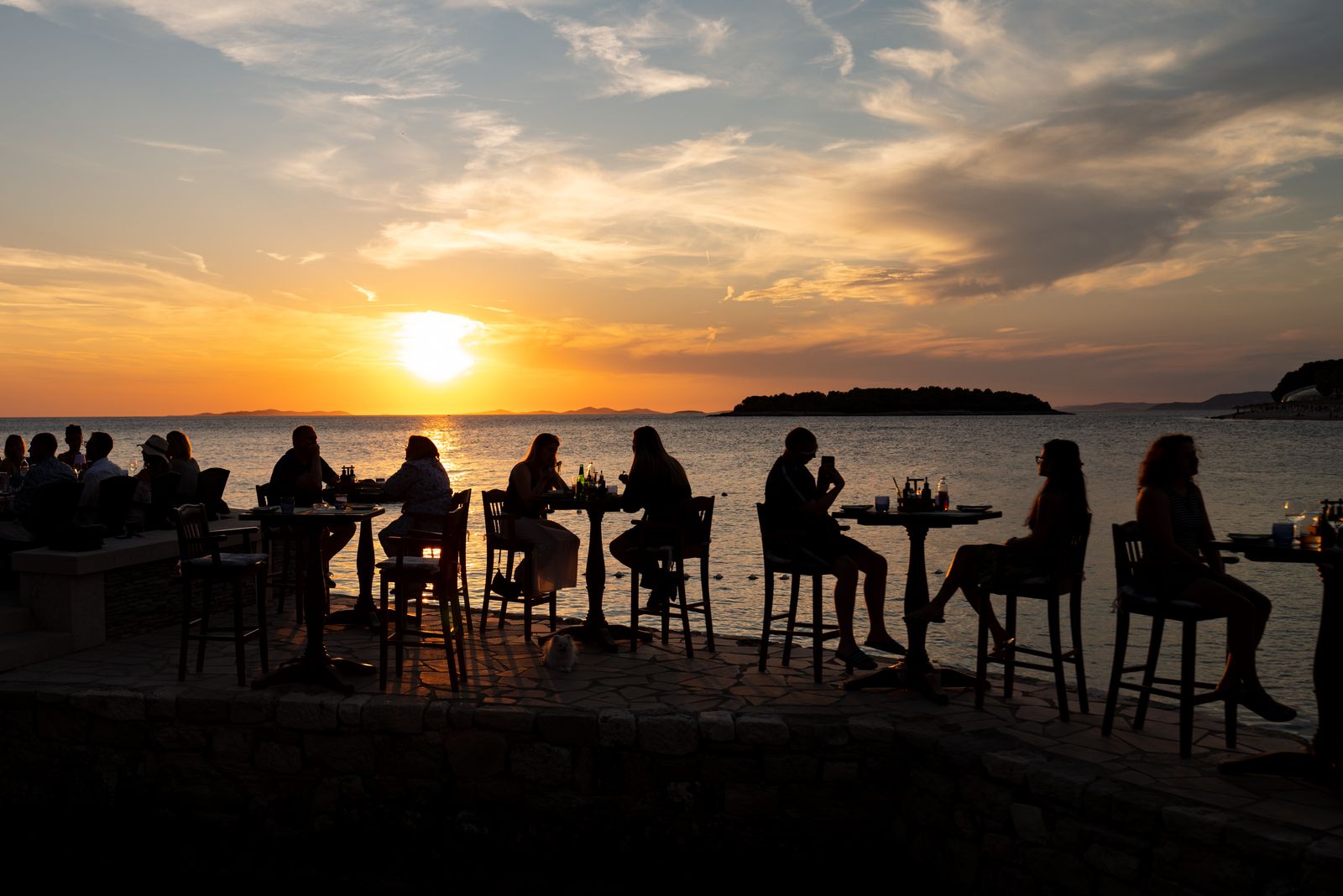 The Best Summer Nightlife and Evening Entertainment in White Rock