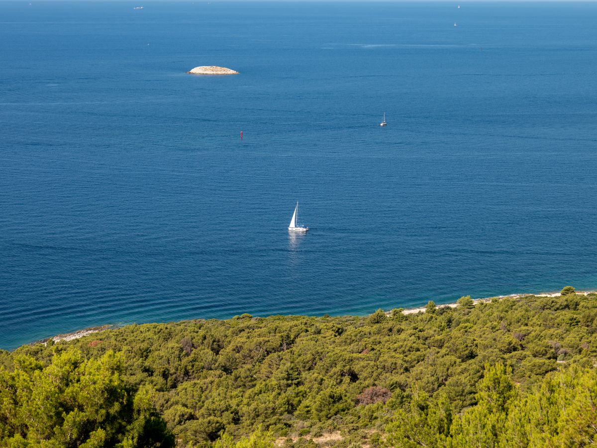 5 Day Feminine Embodiment, Premium Eco Retreat in Croatia 2