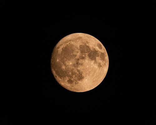Free A vivid capture of the full moon glowing brightly in the night sky over Canonsburg. Stock Photo