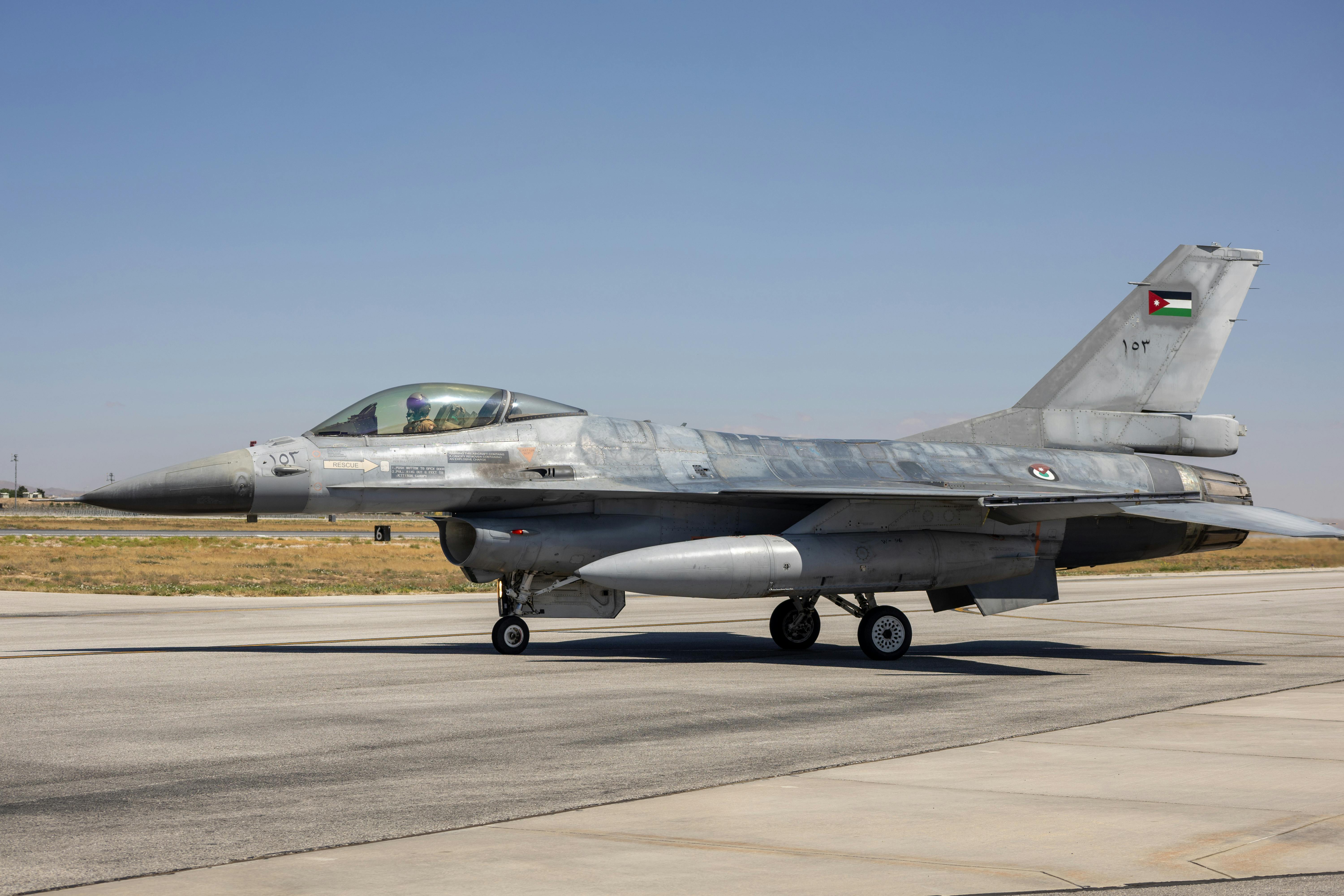 An F-16 fighter jet stationed on a runway in Konya, Türkiye.