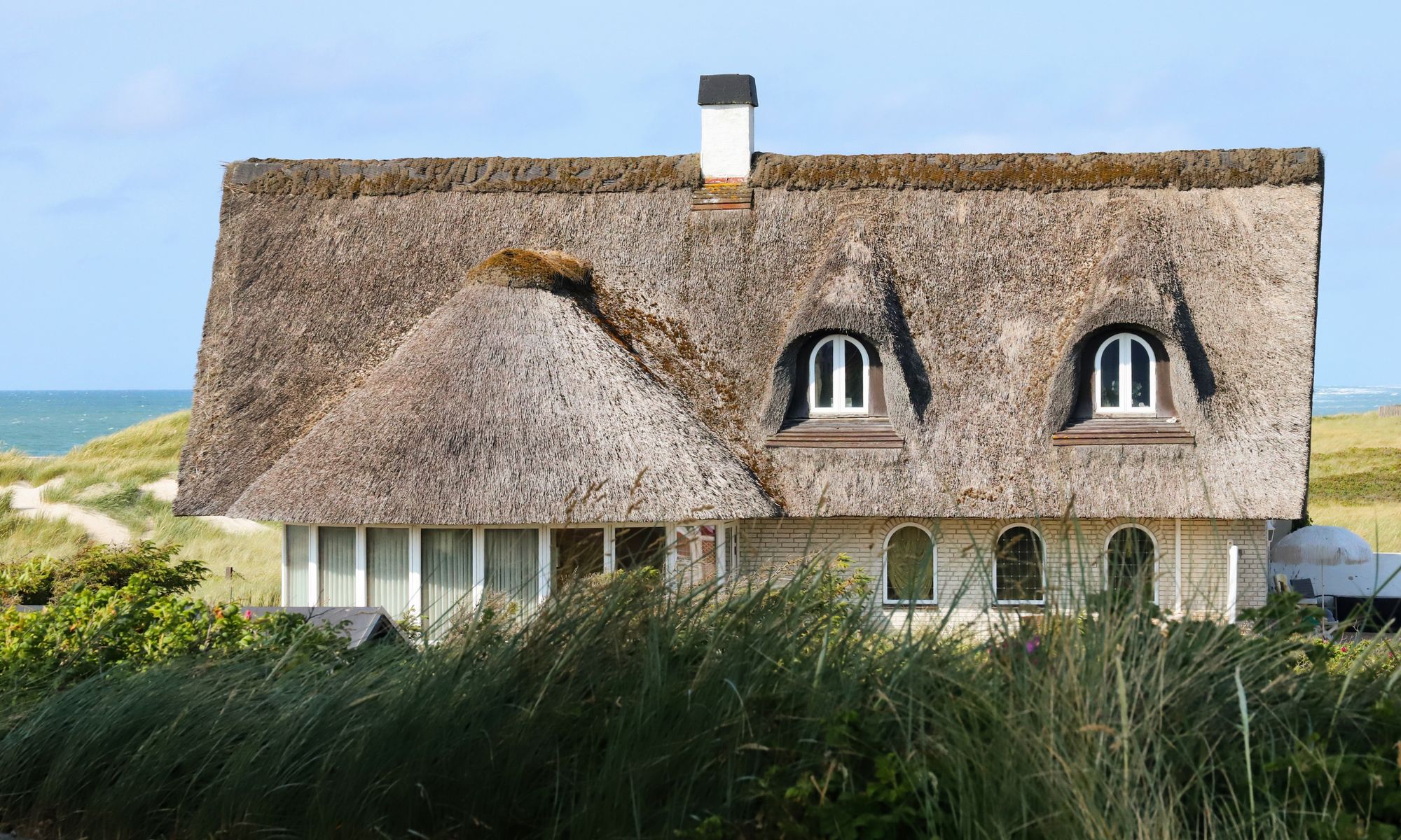 Beheer vakantiewoning Egmond: Gezellige woonkamer van een vakantiewoning in Egmond klaar voor verhuur