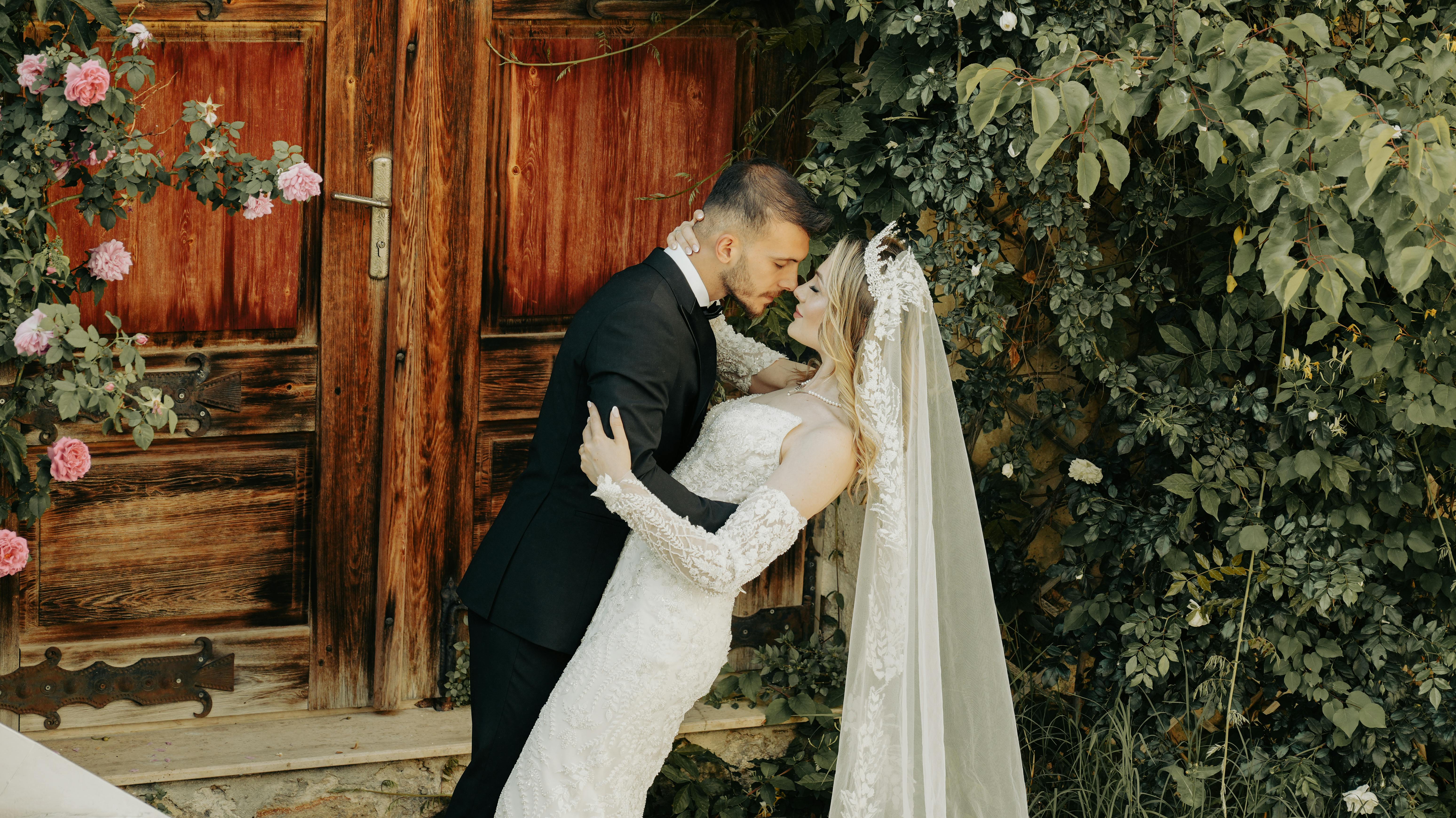 Brands Briefing: Anthropologie's weddings business has become a powerful customer acquisition engine — Photo by Enes Beydilli