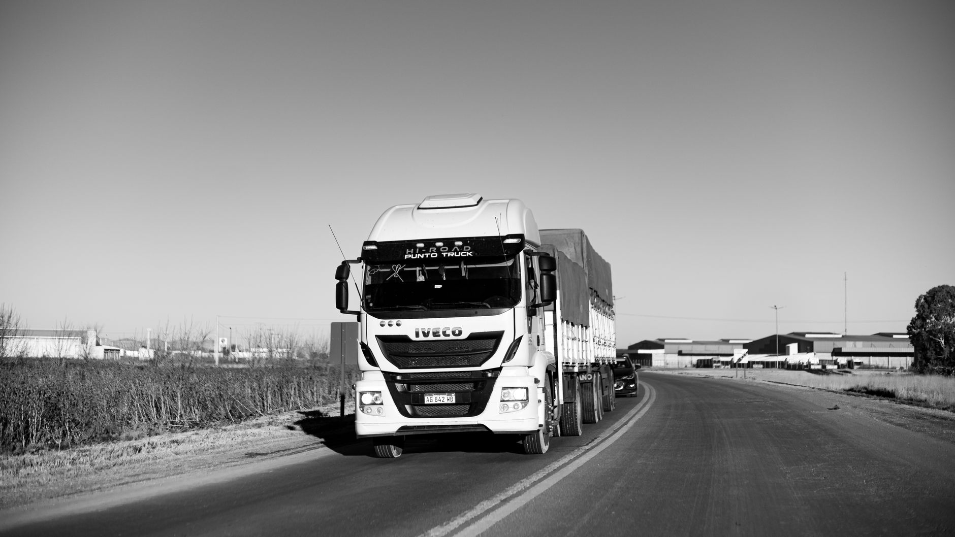 Argentina modifica acuerdo de transporte terrestre internacional