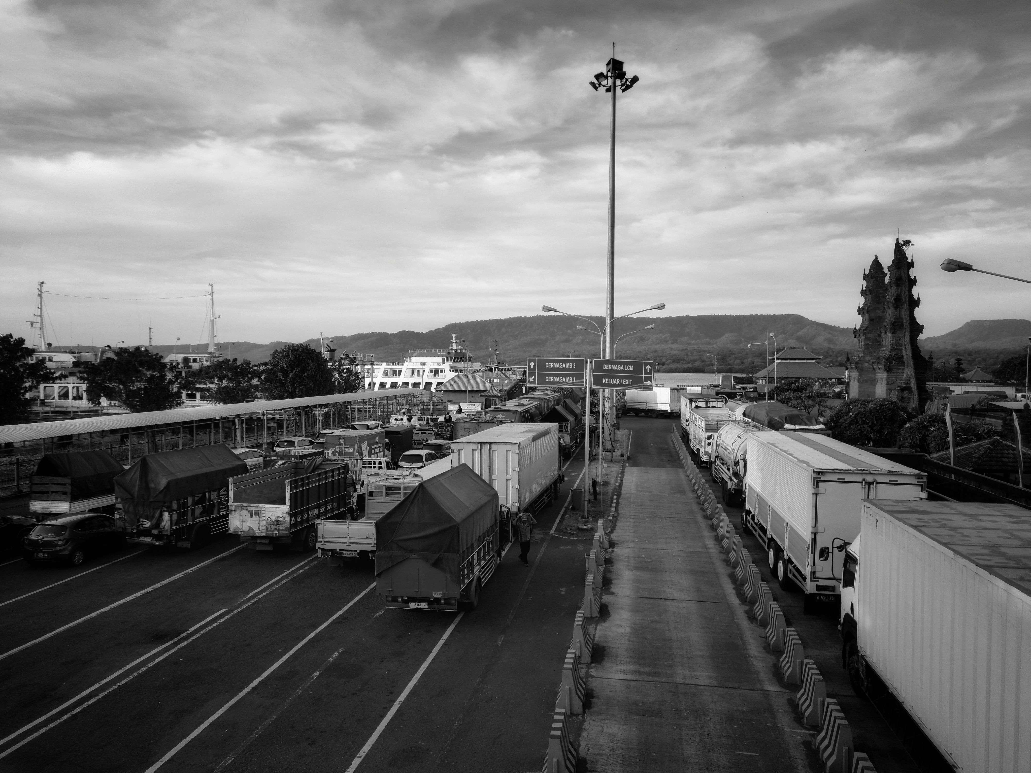 Trucking photo