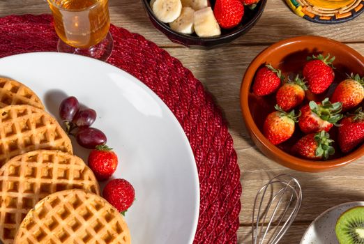 24 Count 29.6 Oz Kellogg's Eggo Waffles Variety Pack — kidney-friendly food