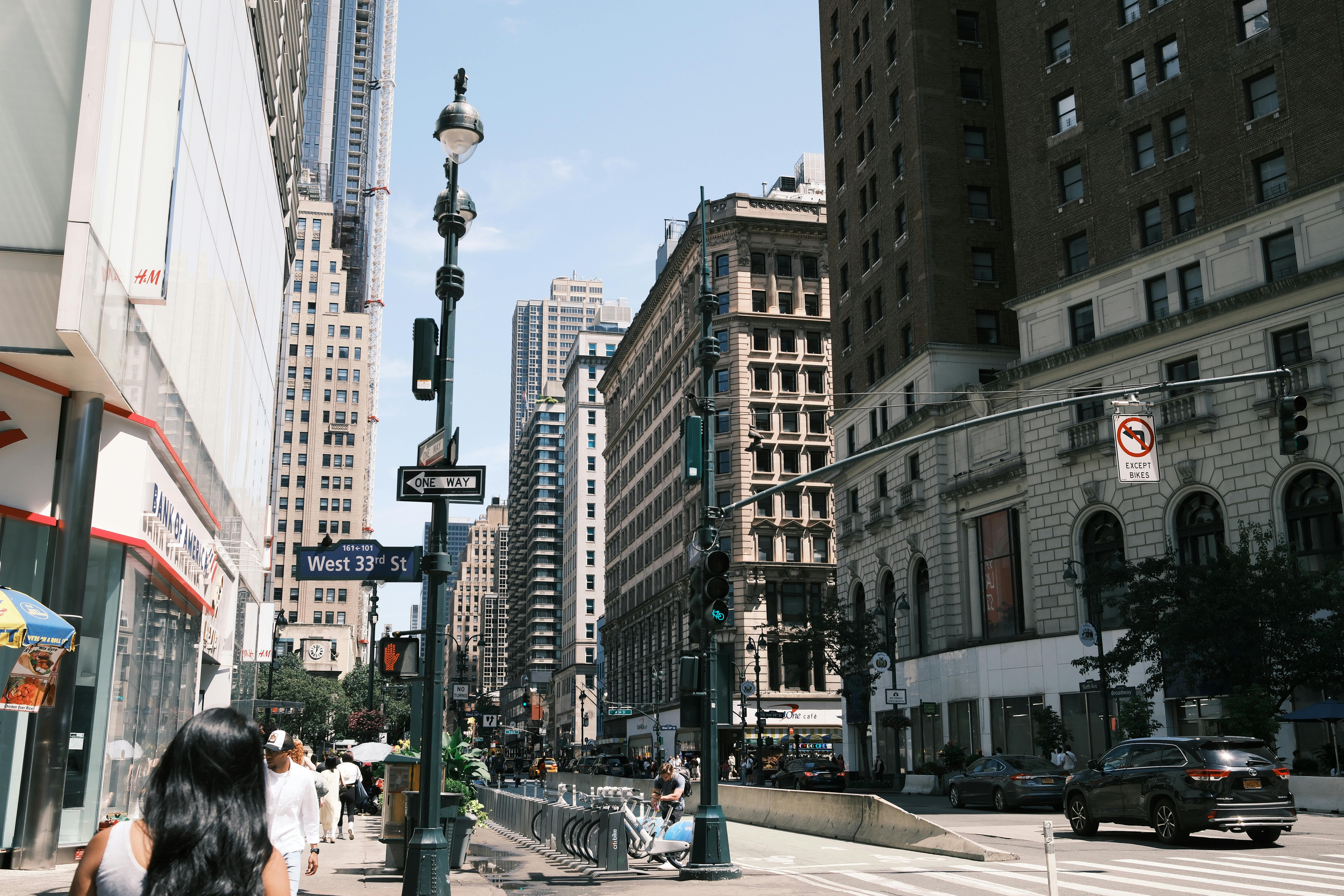 NYC's Meister Seelig &amp; Schuster Adds Longtime Criminal Defense Attorney to Lead Expansion Into Nashville — Photo by Mingy