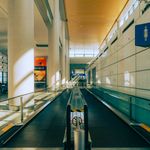 Working Abroad room photo by Blackcurrant Great on Pexels