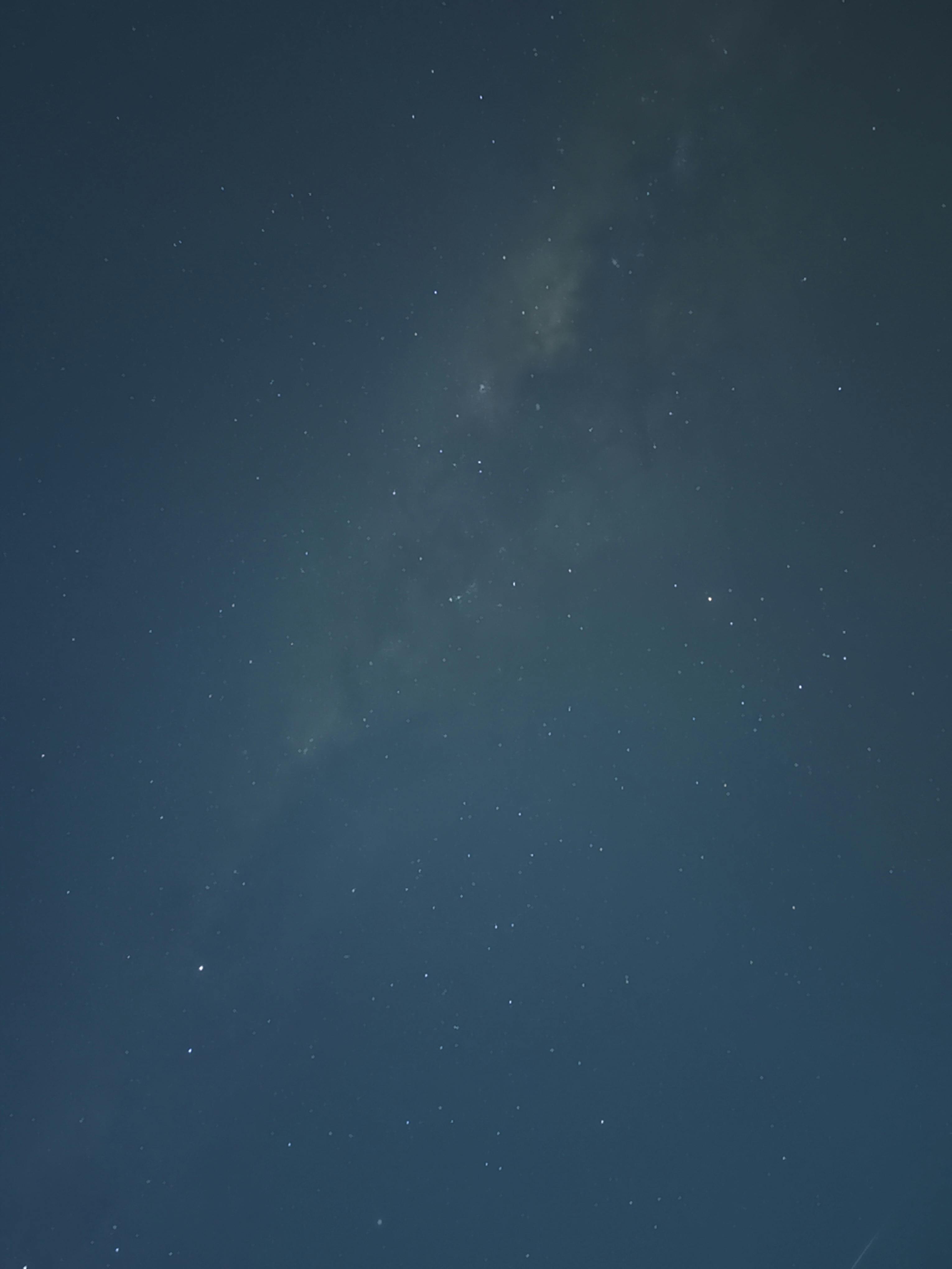 Gratuit Vue captivante de la Voie lactée sous un ciel étoilé au Chili. Idéal pour les amoureux de la nature. Photos