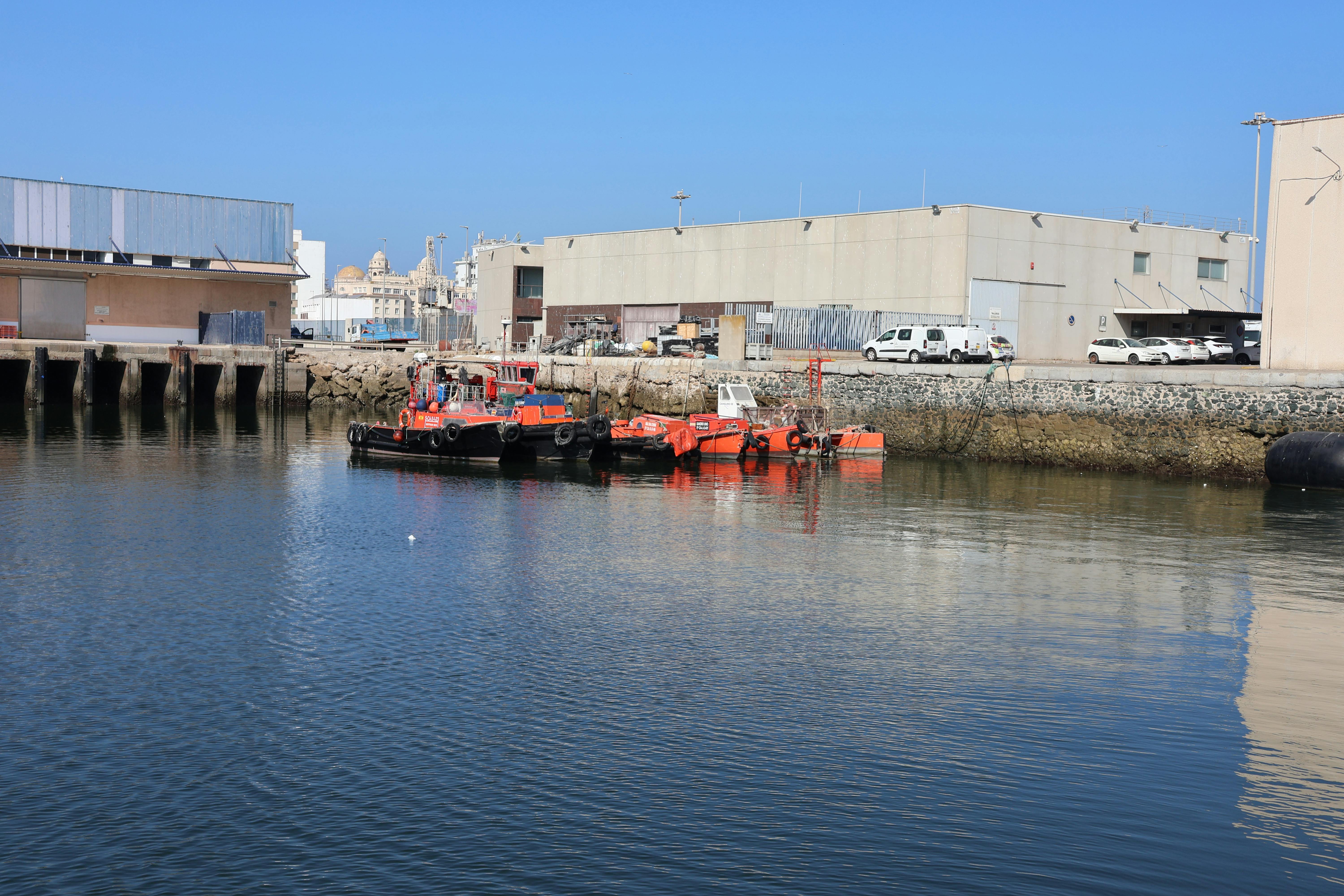 muelle comercial de Cádiz