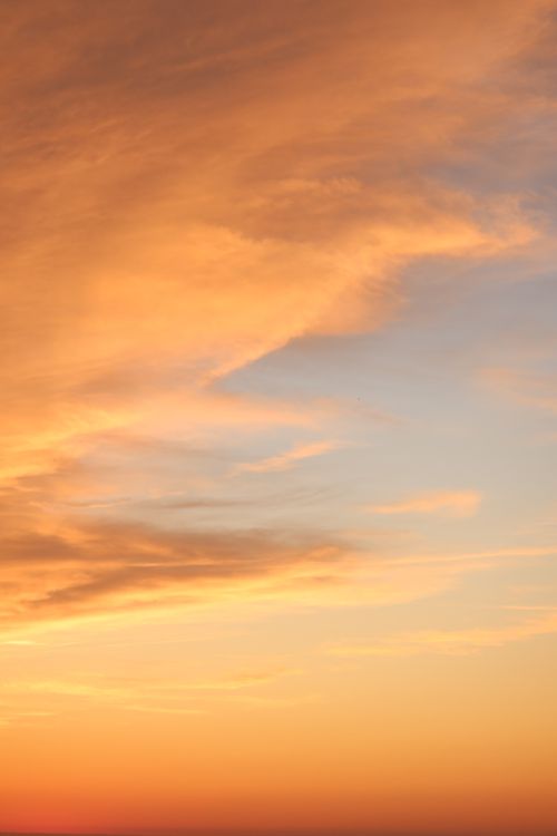 Free Captivating sunset with orange and pink hues over Lacanau, France. Perfect for serene and warm visuals. Stock Photo