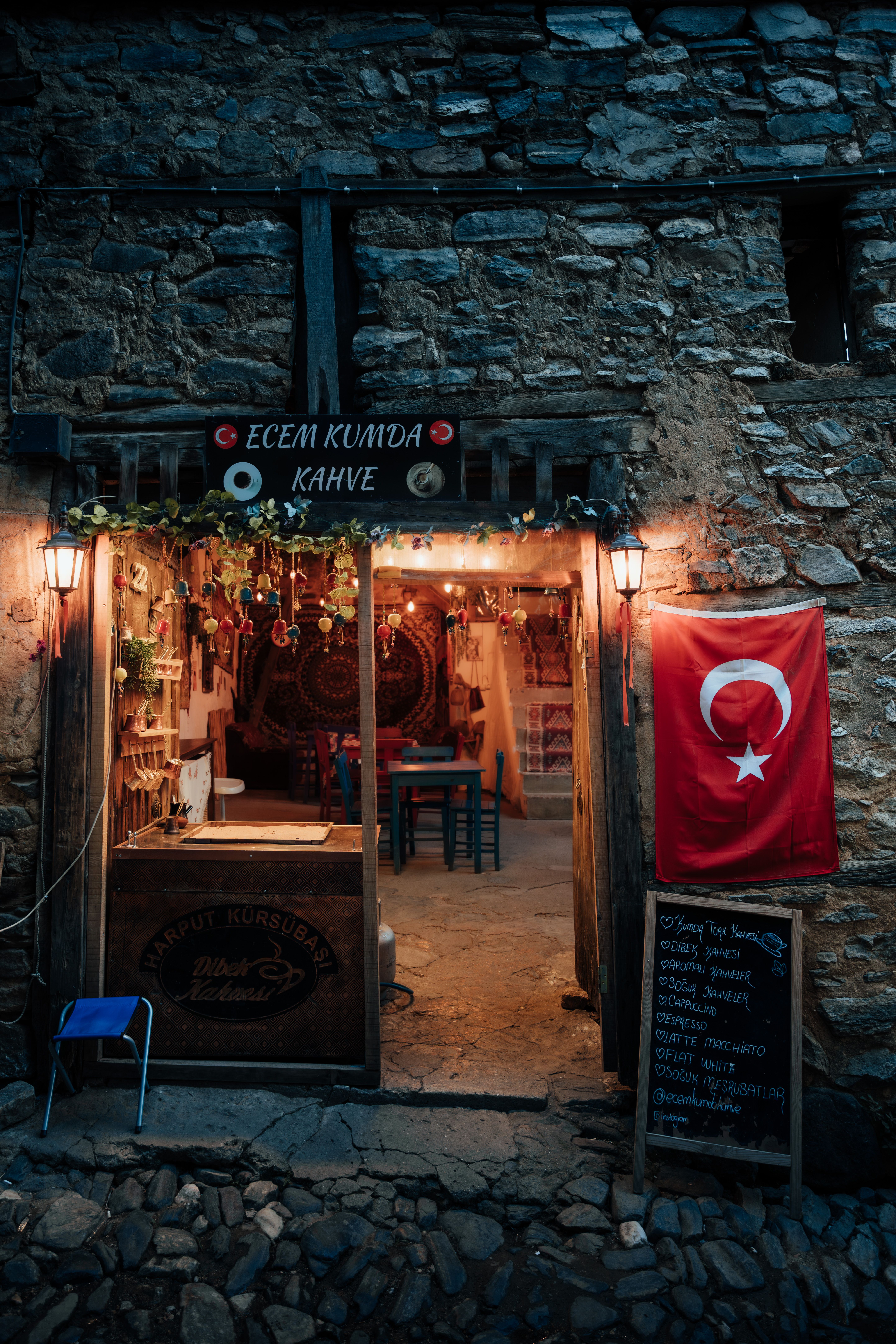Decor of Cafe · Free Stock Photo