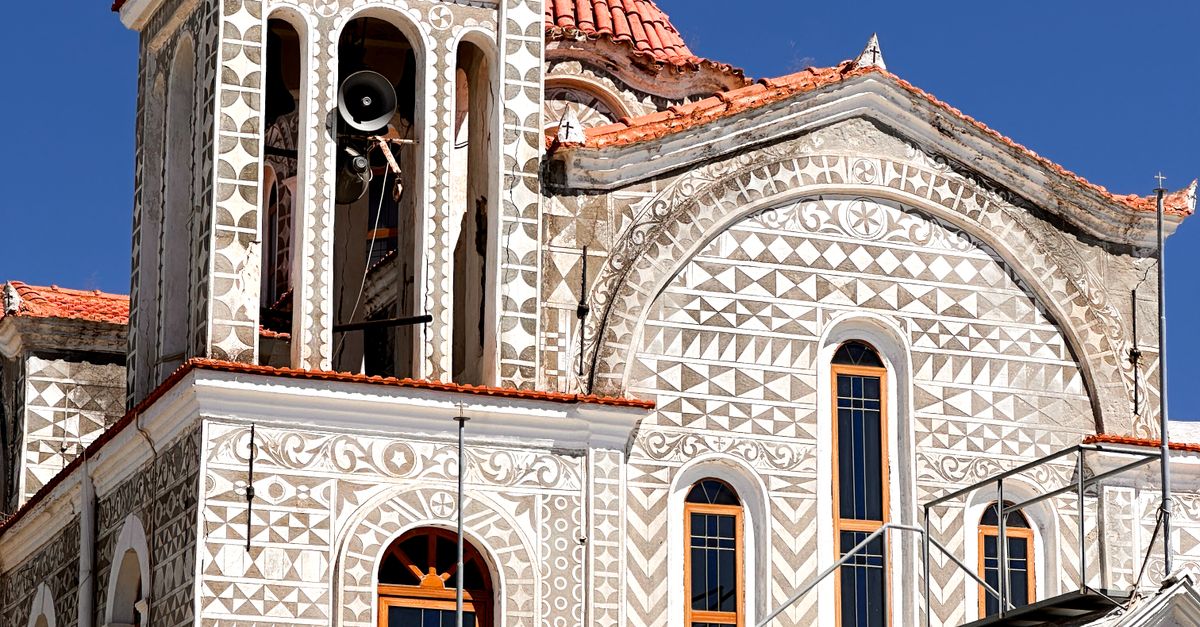 Greece: CSR supporting heritage recovery and the social economy on islands Greece: CSR supporting heritage recovery and the social economy on islands
