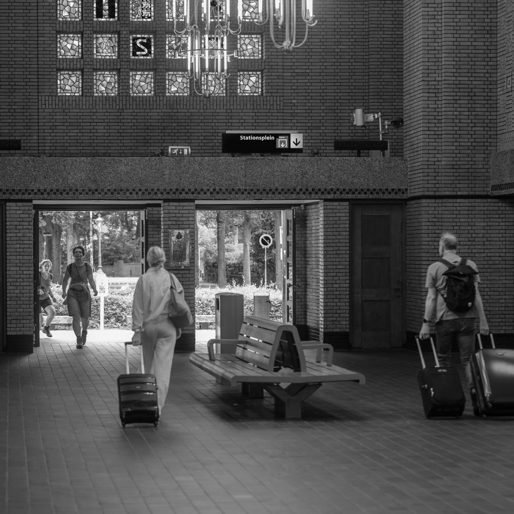 Wickhambrook — student move with boxes and a van