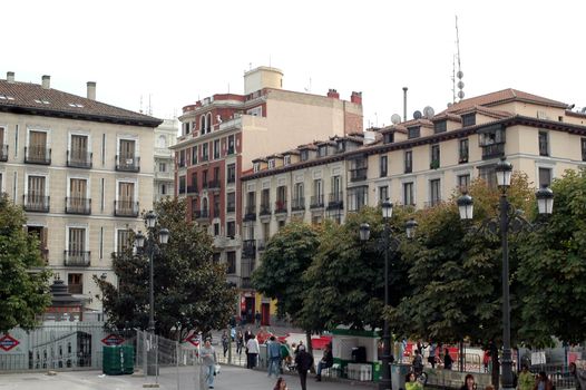 Reina Sofía and Guernica context walk — Madrid