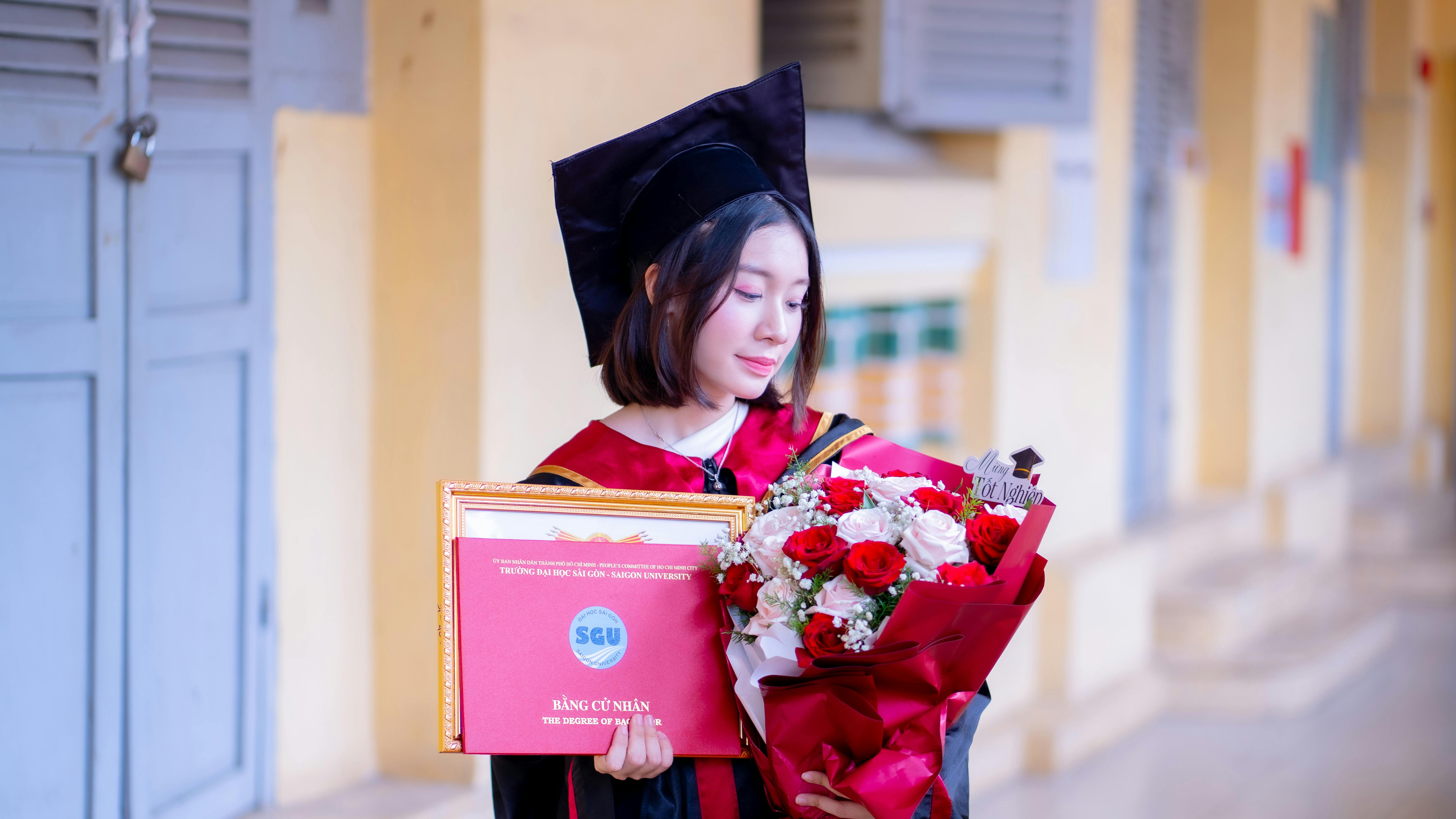 professional certifications list — Photo by Quý Nguyễn on Pexels