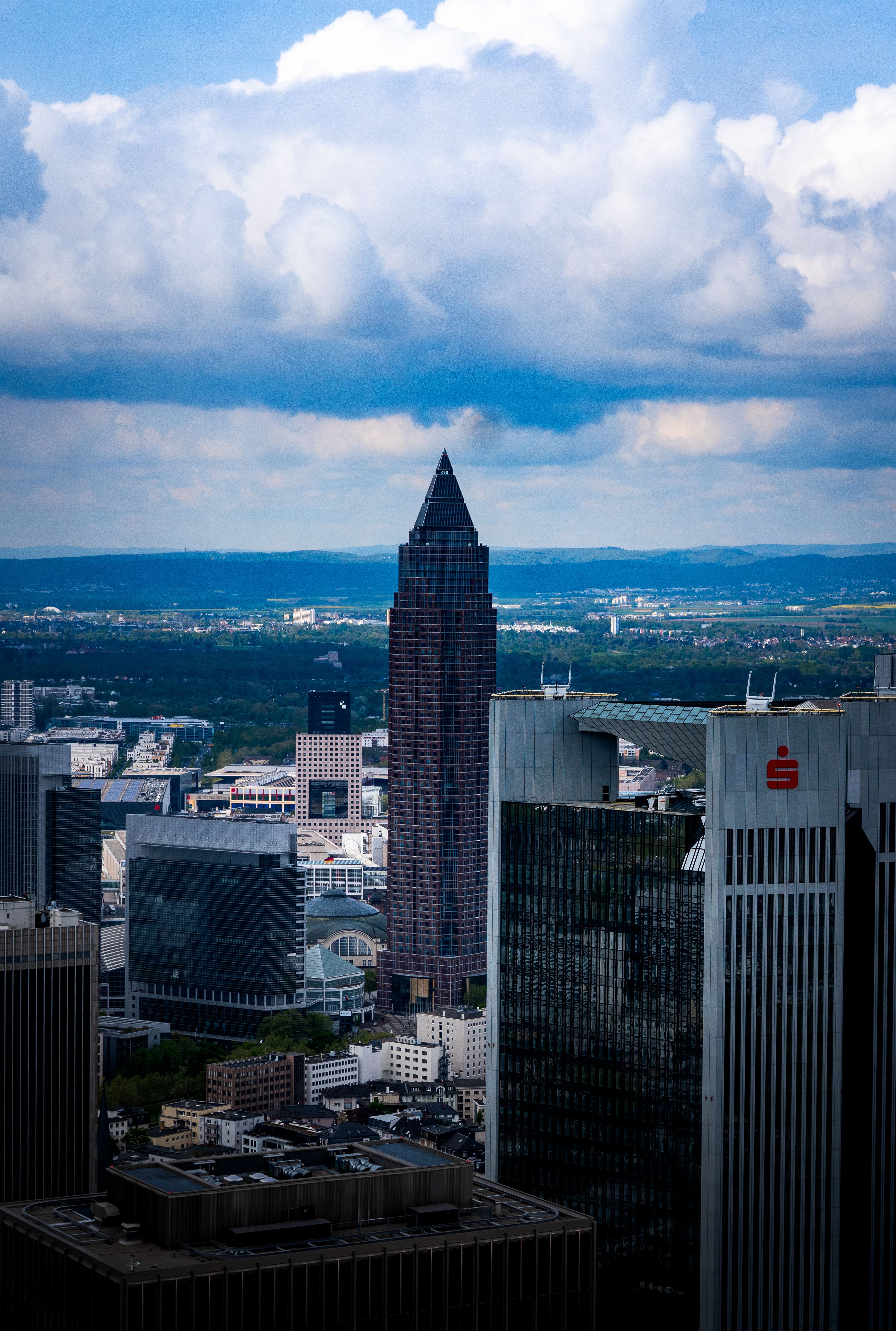 Friedrich Naumann Foundation Scholarship, Frankfurt skyline Germany