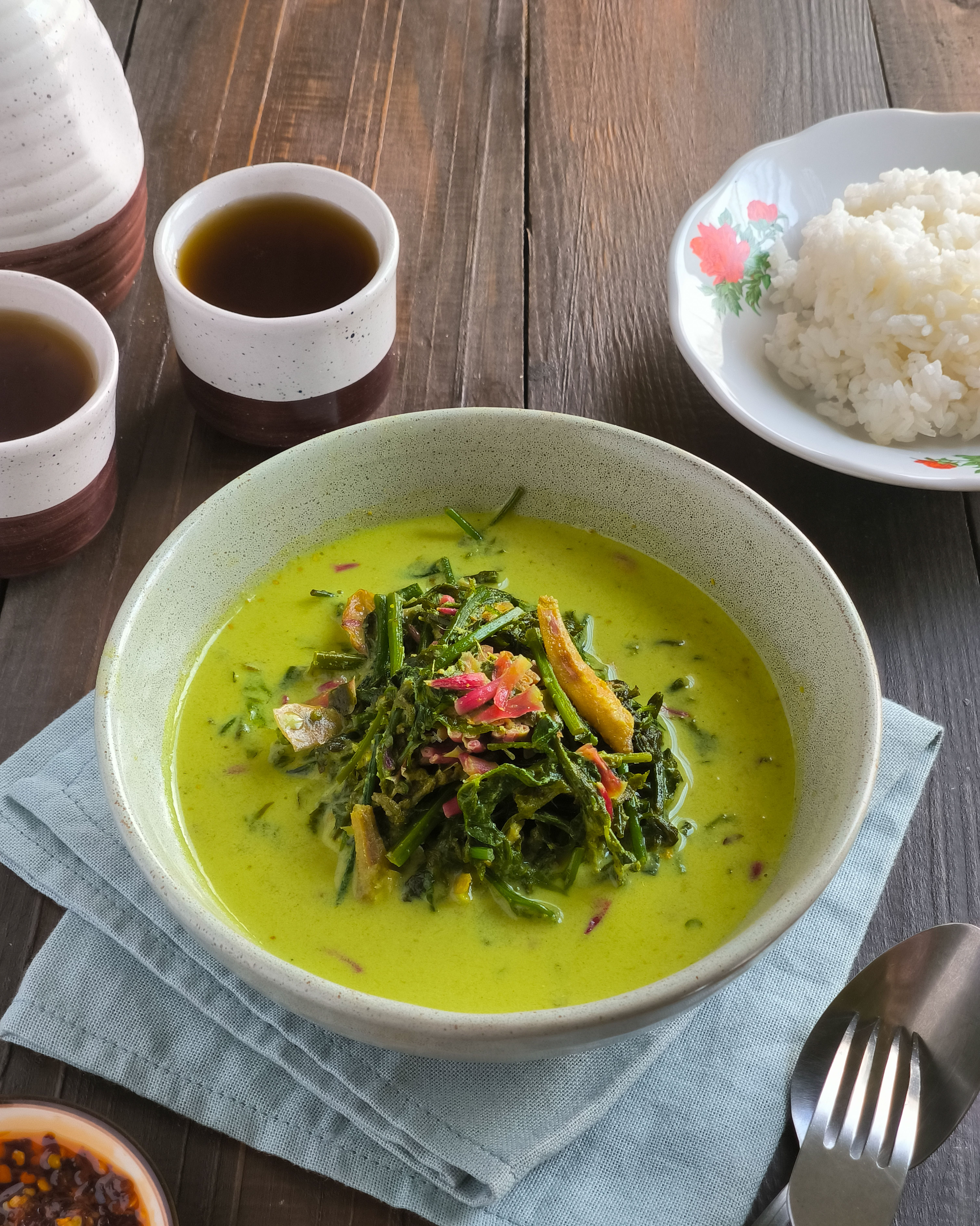 Traditional Asian Green Curry with Rice · Free Stock Photo